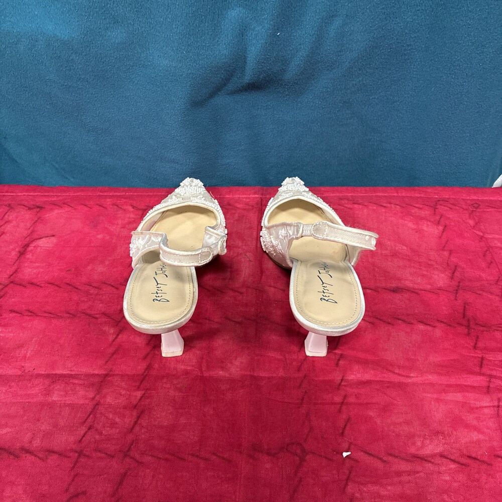 Betsey Johnson Nikki Women's Pump Size 7M - Picture 4 of 5